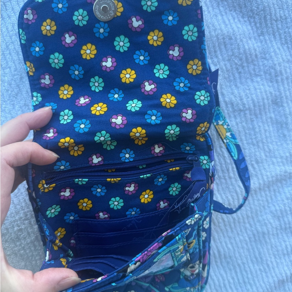Vera Bradley mini hipster Disney collection - Picture 5 of 7